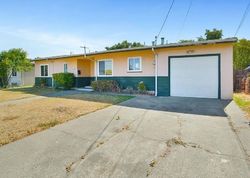 Foreclosure Listing in EL SENDERO VALLEJO, CA 94589