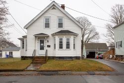 Foreclosure Listing in WAVERLY ST TAUNTON, MA 02780