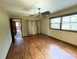 Foreclosure Listing in CONSTANCE LN DEERFIELD, IL 60015