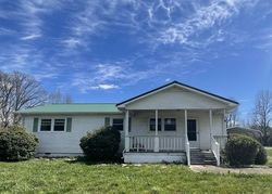 Foreclosure Listing in OLD LINCOLN RD FAYETTEVILLE, TN 37334