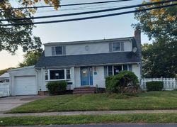 Foreclosure Listing in BRENDAN AVE MASSAPEQUA PARK, NY 11762