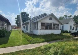 Foreclosure Listing in S ROOSEVELT AVE ROBINSON, IL 62454