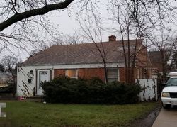 Foreclosure Listing in N WAUKEGAN RD NILES, IL 60714
