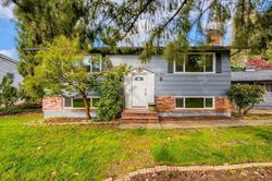 Foreclosure Listing in SE KELLOGG CT PORTLAND, OR 97267