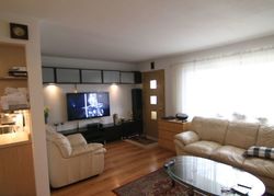 Foreclosure Listing in BUSSE HWY APT 101 PARK RIDGE, IL 60068