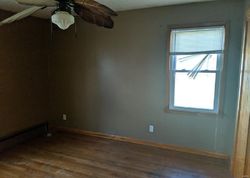 Foreclosure Listing in N ELM ST HIGHLAND, IL 62249