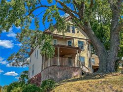  W Main St, Meriden CT
