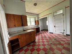 Foreclosure Listing in 3RD AVE SAINT ALBANS, WV 25177