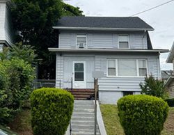 Foreclosure Listing in LINCOLN PL IRVINGTON, NJ 07111