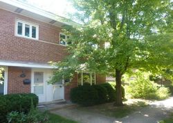 Foreclosure Listing in PETERSON AVE UNIT D PARK RIDGE, IL 60068