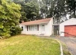  Armell St, Huntington Station NY
