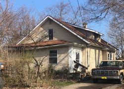 Foreclosure Listing in KENNETH ST BURTON, MI 48529