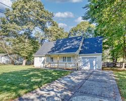  Rose Ln, Medford NY