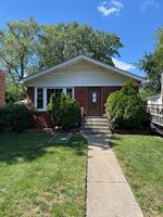 Foreclosure in  S BENSLEY AVE Chicago, IL 60617
