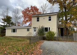 Foreclosure Listing in MEADOWBANK RD BILLERICA, MA 01821