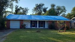 Foreclosure Listing in CRESTWOOD ST LAKE CHARLES, LA 70605