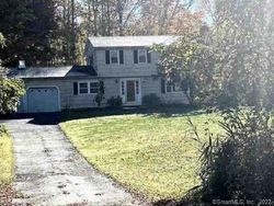 Foreclosure Listing in SUGAR ST NEWTOWN, CT 06470