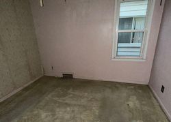 Foreclosure Listing in MILL ST LINCOLN PARK, MI 48146