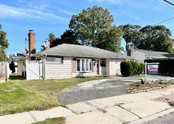 Foreclosure Listing in DANA AVE VALLEY STREAM, NY 11580