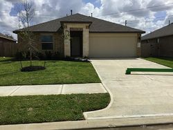 Foreclosure Listing in CANADIAN GOOSE LN BAYTOWN, TX 77521