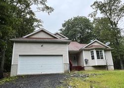 Foreclosure Listing in WHIPPOORWILL DR BUSHKILL, PA 18324