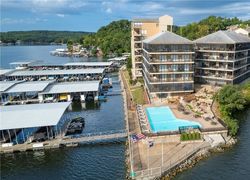 Foreclosure Listing in FALLS POINT DR UNIT 1A LAKE OZARK, MO 65049