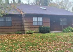 Foreclosure Listing in TRUXTON RD HUNTINGTON STATION, NY 11746