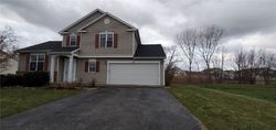 Foreclosure Listing in EASTVIEW COMMONS RD ROCHESTER, NY 14624