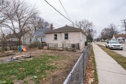 Foreclosure Listing in CHICAGO ST DEARBORN, MI 48124