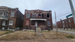 Foreclosure Listing in S BROADWAY SAINT LOUIS, MO 63111