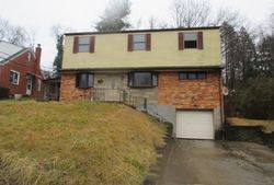 Foreclosure Listing in COLEWOOD DR PITTSBURGH, PA 15236