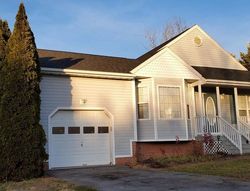 Foreclosure Listing in CALEDONIA DR MARTINSBURG, WV 25405