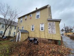 Foreclosure Listing in ELDRIDGE ST MANCHESTER, CT 06040