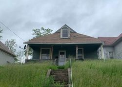 Foreclosure Listing in N MCLEAN ST OTTUMWA, IA 52501