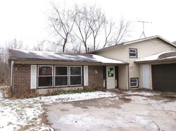 Foreclosure Listing in CARLISLE DR HANOVER PARK, IL 60133