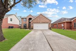 Foreclosure Listing in COLEBROOK LN DICKINSON, TX 77539