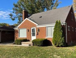 Foreclosure in  LITTLESTONE RD Harper Woods, MI 48225