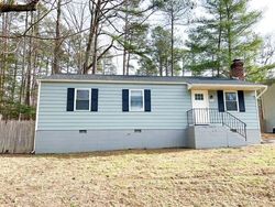 Foreclosure in  QUEENSWAY RD Richmond, VA 23236