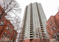 Foreclosure in  N CLINTON ST  Chicago, IL 60654