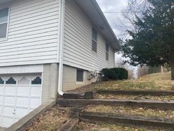 Foreclosure Listing in N MAPLE ST CARROLLTON, MO 64633
