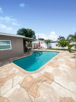  Ne 25th St, Pompano Beach FL