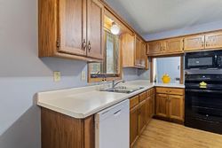 Foreclosure Listing in SOUTHVIEW AVE BRAHAM, MN 55006