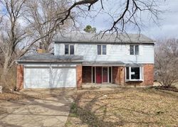 Foreclosure Listing in NEW JAMESTOWN RD SAINT LOUIS, MO 63138