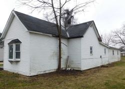 Foreclosure in  N OAK ST Winchester, IN 47394