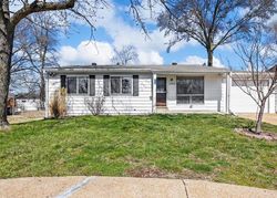 Foreclosure Listing in HOLLY BROOK DR MARYLAND HEIGHTS, MO 63043