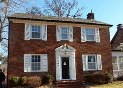  Huntington Dr, Saint Louis MO