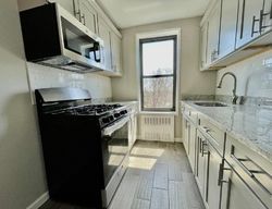 Foreclosure Listing in 41ST AVE APT 5R BAYSIDE, NY 11361