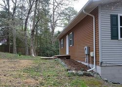 Foreclosure Listing in BARRICKS MILL RD TOPPING, VA 23169