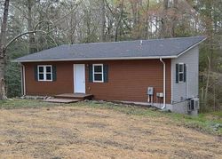 Foreclosure Listing in BARRICKS MILL RD TOPPING, VA 23169