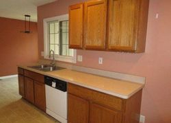 Foreclosure Listing in HIGHLAND CIR STERLING HEIGHTS, MI 48312
